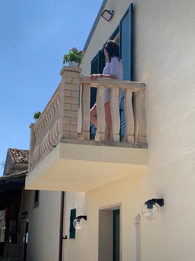 Agriturismoeloropizzuta Lido di Noto Екстер'єр фото